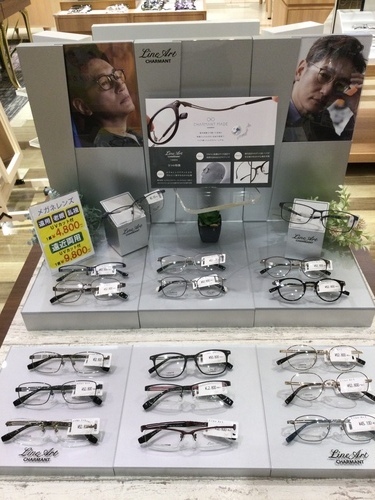 ラインアート売り場写真