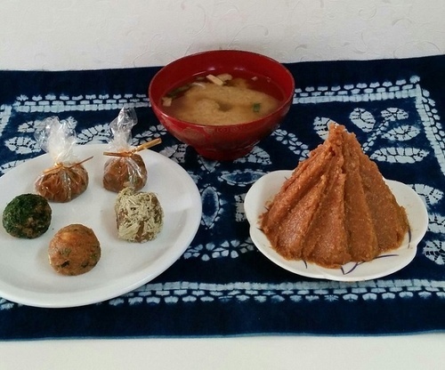 親子でお味噌づくり
